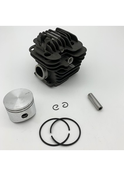 Oleo-Mac 952 Motorlu Testere Silindir Piston Takımı 45MM Kesim Motoru Gömlek Piston