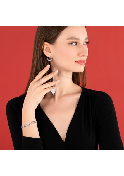 Taşlı Halka Küpe Rose fırsatları