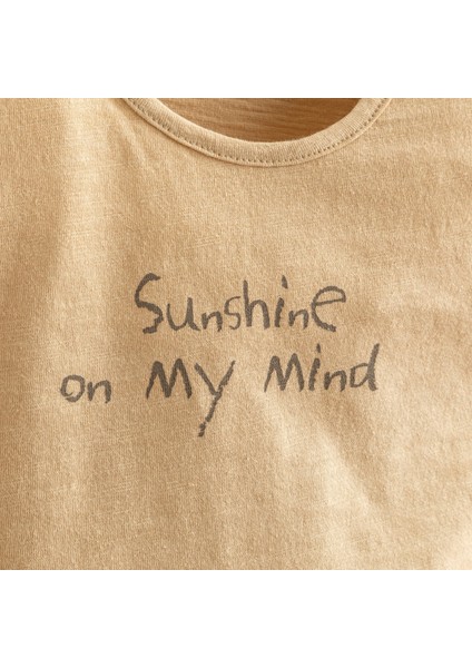 Golden Hour Güneş Baskılı Tshirt Krem fiyatları