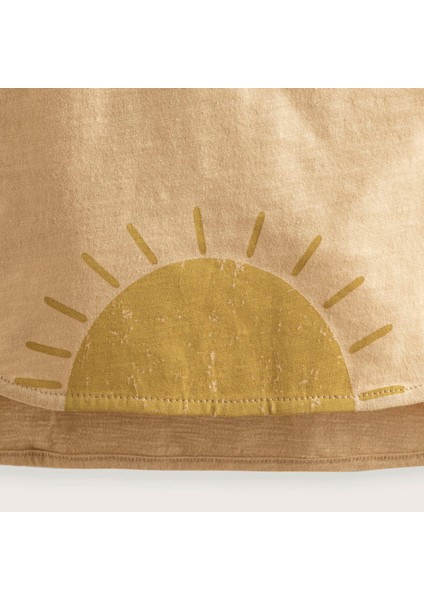 Golden Hour Güneş Baskılı Tshirt Krem modelleri