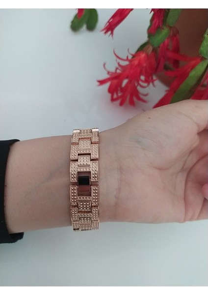 Kadın Rose Gold Petek Seri Zirkon Taşlı Kol Saati modelleri