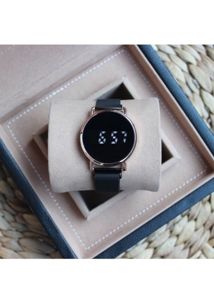 Dokunmatik LED Çift Kol Saati indirimleri
