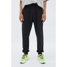 Comeor Erkek Siyah Arka Cep Etiket Detaylı Paça Lastikli Regular Fit Eşofman Altı