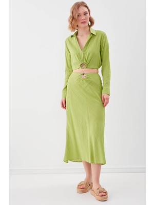 Vitrin Beli Halka Detaylı V Yaka Lastikli Crop Bluz