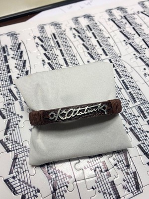 Herşey Nota  Atatürk Imzalı Kahverengi Bileklik