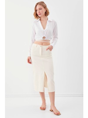 Vitrin Beli Halka Detaylı V Yaka Lastikli Crop Bluz
