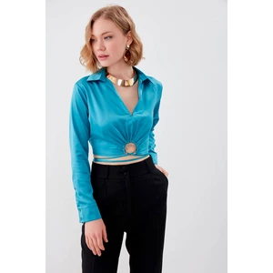 Bel Kısmı Detaylı Crop Saten Bluz