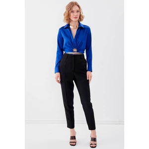 Bel Kısmı Detaylı Crop Saten Bluz