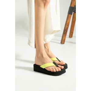 Platform Siyah Sarı Kadın Şık Parmak Arası Plaj Terlik Flip Flops
