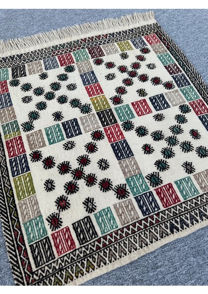El Dokuması Dekoratif Kilim Yün Kilim Çok Renkli 80 x 93 cm indirimleri