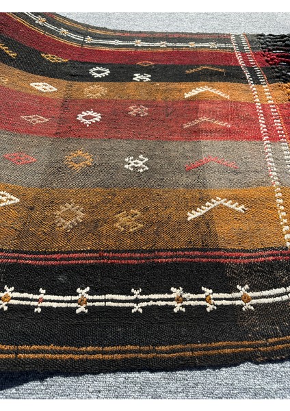 El Dokuma Dekoratif Kilim 92 x 123 Kök Boya Kiremit Kırmızı