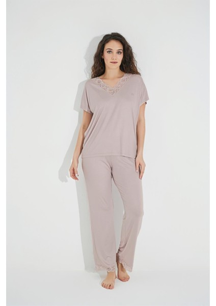 Kısa Kollu V Yakalı Dantelli Pijama Takımı 18486
