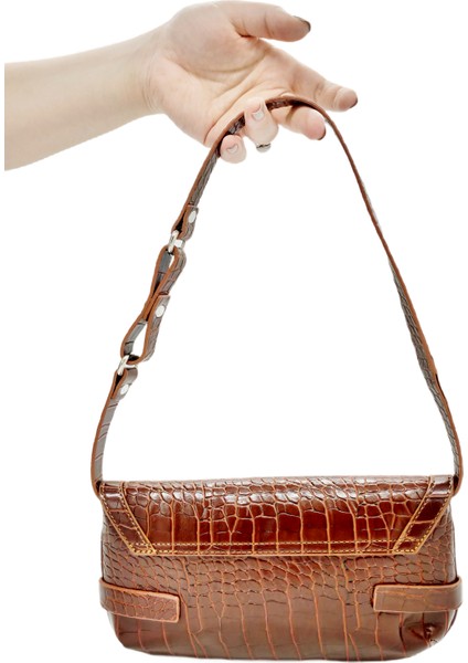 Bags Clyde Kahverengi Kadın Toka Detaylı Kroko Baget Omuz ve El Çantası modelleri