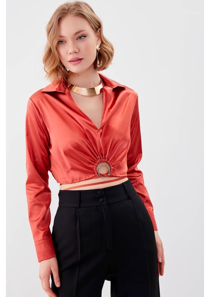 Bel Kısmı Detaylı Crop Saten Bluz fiyatları