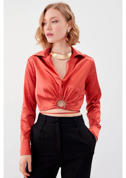 Bel Kısmı Detaylı Crop Saten Bluz modelleri