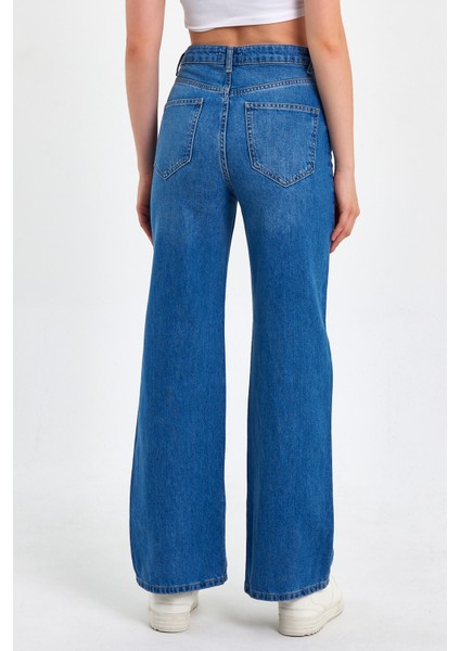 Kadın Paça Yırtmaçlı Jean Pantolon RD23YB023620 indirimleri