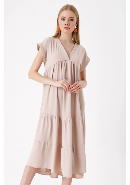 Kadın V Yaka Volanlı Elbise RD23YB112398