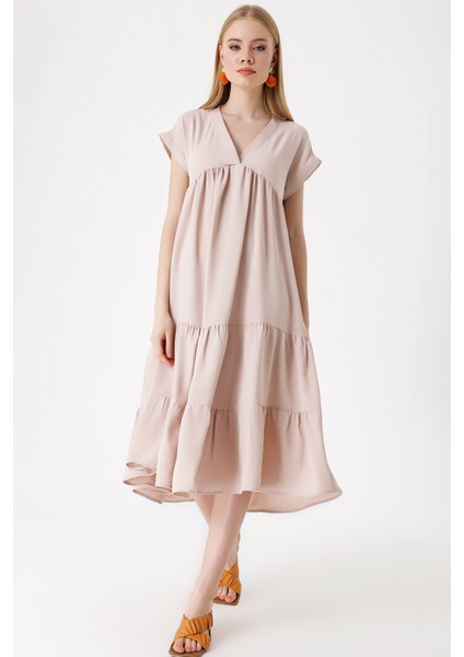 Kadın V Yaka Volanlı Elbise RD23YB112398 modelleri