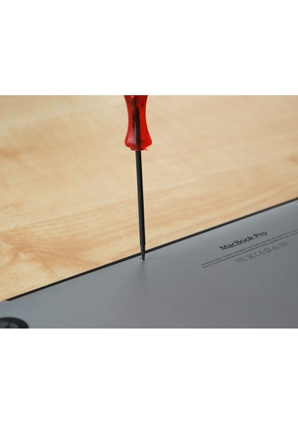 Hepsiofis Macbook Air A1708 Tornavida Alt Kapak Tornavida