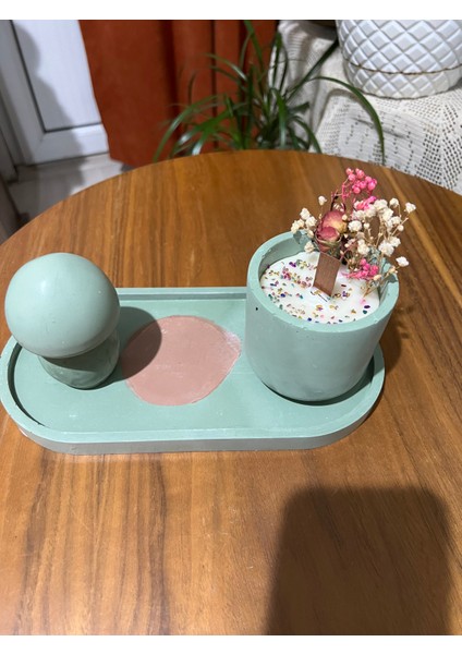 Dekoratif Eşyalı Beton Saksıda mum