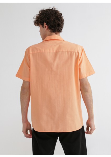 Apaş Yaka Düz Somon Erkek T-Shirt Akıdo fırsatları