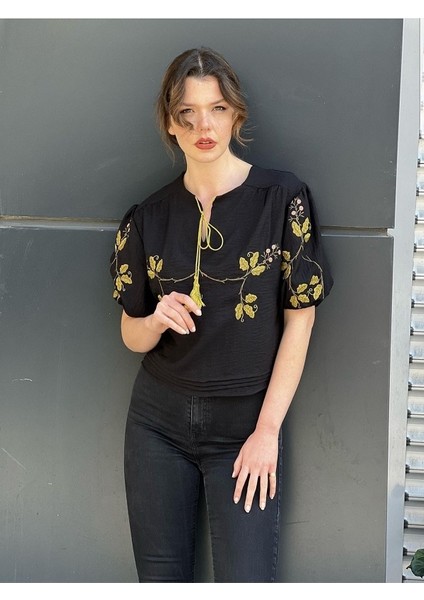 Nakışlı Bluz fırsatları