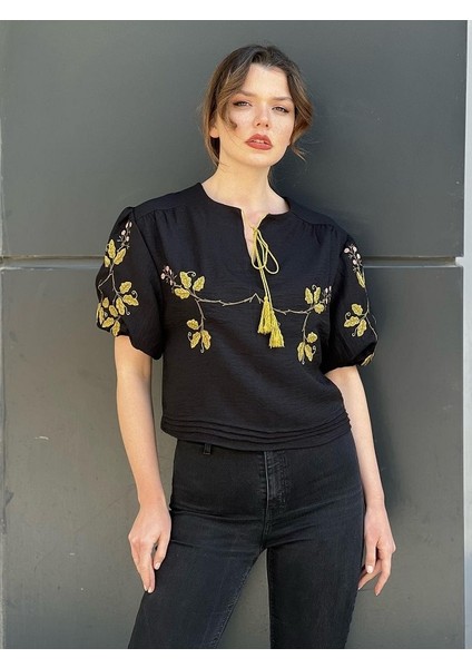 Nakışlı Bluz indirimleri
