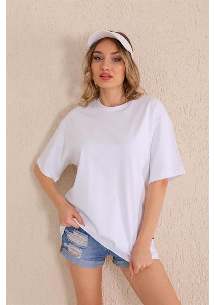 Beyaz Bisiklet Yaka Kadın Oversize T-Shirt MW5784