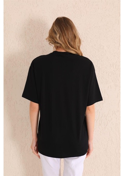 Siyah Bisiklet Yaka Kadın Oversize T-Shirt MW5784