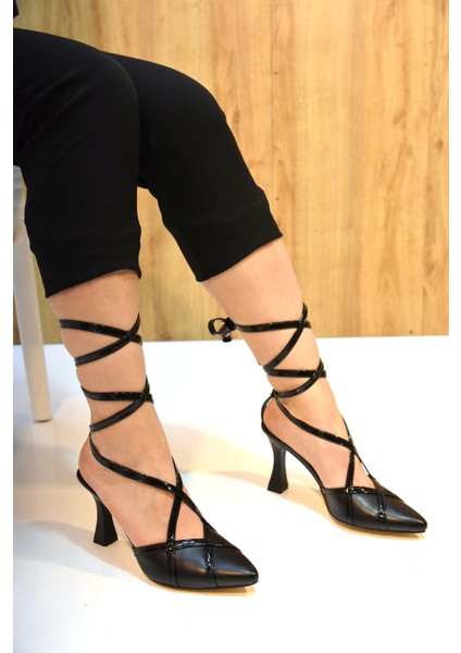 (Kırcalı) Burnu Kapalı Bileğe Dolamalı Topuklu Kadın Ayakkabı Siyah fiyatları