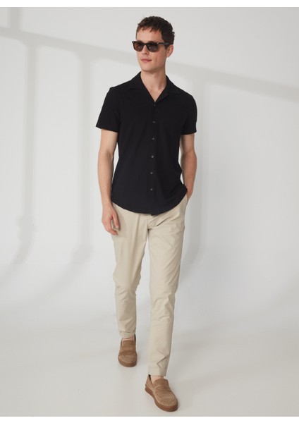 Slim Fit Siyah Düz Erkek Gömlek DT10296_DENIM Trip Apaç Yaka Slim F modelleri