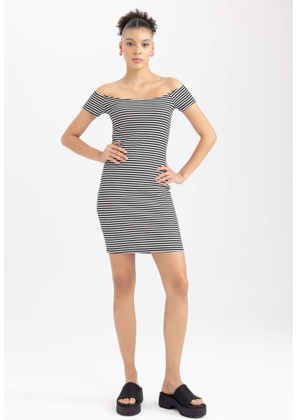 Bodycon Kayık Yaka Fitilli Kaşkorse Mini Kısa Kollu Elbise A7363AX23SM fiyatları