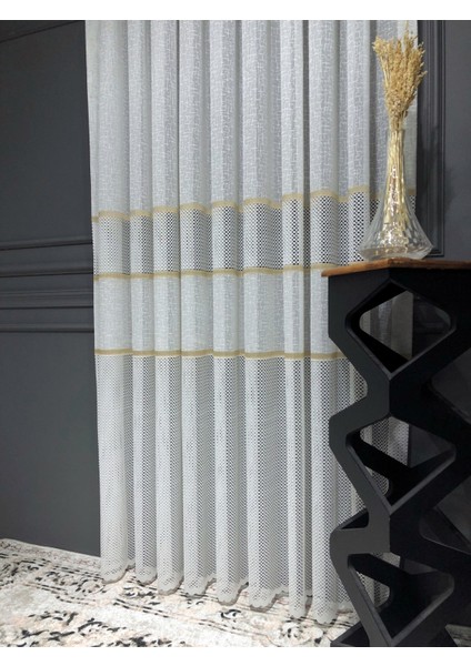 Taç Aplik Örme Kullanıma Hazır 1/2,5 Normal Pile Tül Perde Tek Kanat - Ekru 100 x 270 cm
