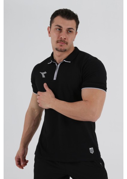 Satürn Kamp T-Shirt Siyah fırsatları