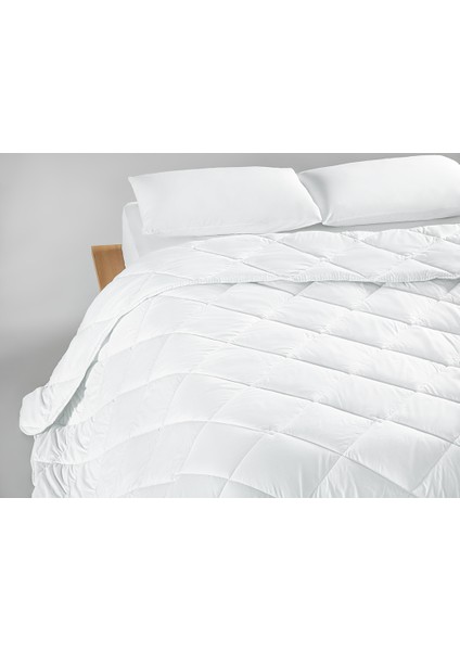 Siesta Mikrofiber Tek Kişilik Yorgan 135 x 195 Beyaz