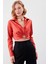 Bel Kısmı Detaylı Crop Saten Bluz 2