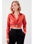 Bel Kısmı Detaylı Crop Saten Bluz 3