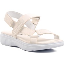 Chopper 22653 Beyaz Kadın Sandalet