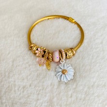 CK Accessories Gold Pandora Model Charm Papatya Çelik Kadın Bileklik