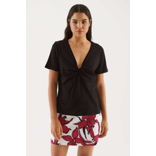 ROMAN Yakalı  Kadın Tişört Siyah Y2254204_001