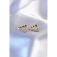 Clariss Gold Renk Zirkon Taşlı Üçgen Model Kadın Küpe