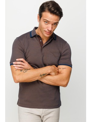 Desen Triko Erkek Polo Yaka Yakası ve Kolu Triko Cepli T-Shirt Kahve
