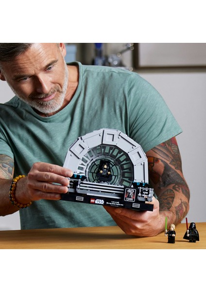 LEGO® Star Wars™ Emperor's Throne Room Dioraması 75352 - Yetişkinler için Yapım Parçalarıyla İnşa Edilen Koleksiyonluk Yaratıcı Sergileme Modeli Yapım Seti (807 Parça)