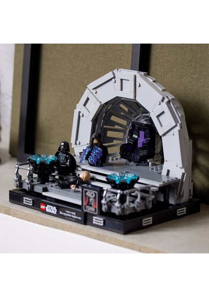 LEGO® Star Wars™ Emperor's Throne Room Dioraması 75352 - Yetişkinler için Yapım Parçalarıyla İnşa Edilen Koleksiyonluk Yaratıcı Sergileme Modeli Yapım Seti (807 Parça)