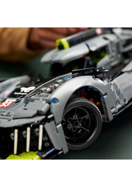 Technic PEUGEOT 9X8 24H Le Mans Hybrid Hypercar 42156 - Motor Sporları Hayranı Yetişkinler için Koleksiyonluk ve Sergilenebilir Model Araba Yapım Seti (1775 Parça)