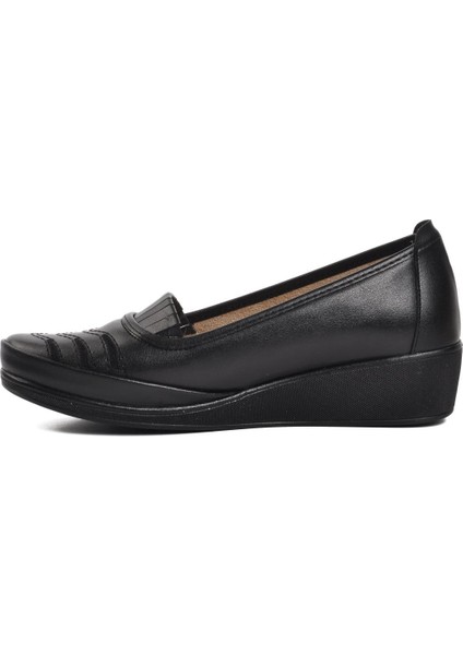 176 Siyah Deri Kadın Günlük Ayakkabı fiyatları