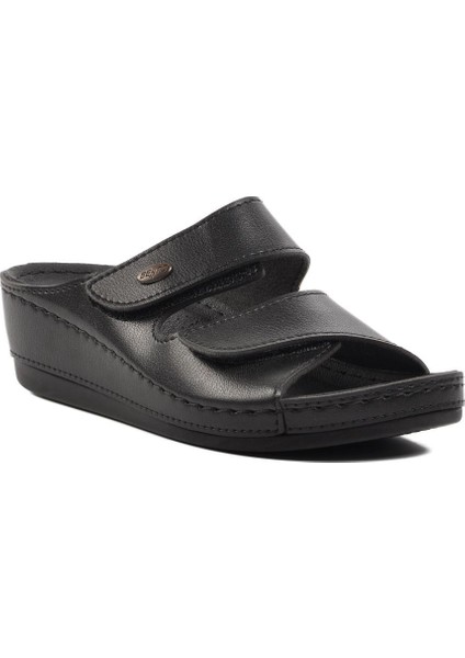15.009 Siyah Kadın Dolgu Topuk Terlik