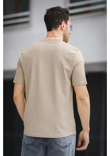 Unexplored Baskılı Comfort Fit Bisiklet Yaka Likralı Erkek Tshirt fırsatları