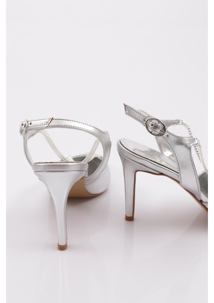 1004 Kadın Arkasi Açik Taş Zincirli Topuklu Ayakkabı modelleri