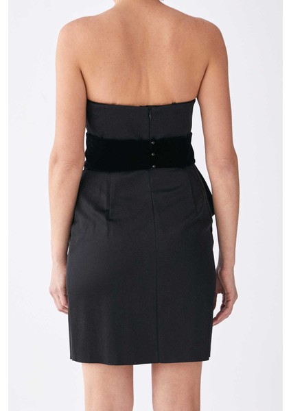 Bel Detaylı Straplez Mini Abiye Elbise Siyah K1711079_001 indirimleri